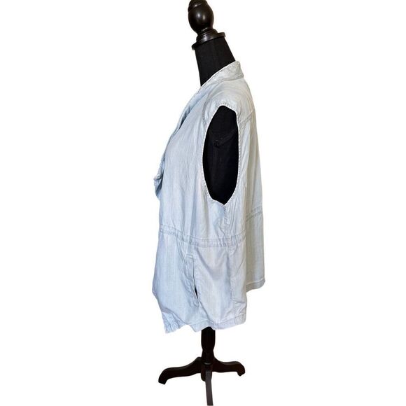 Chicho’s Light Wash Drape Vest Jacket with Side Pockets Size 3 - Picture 6 of 8